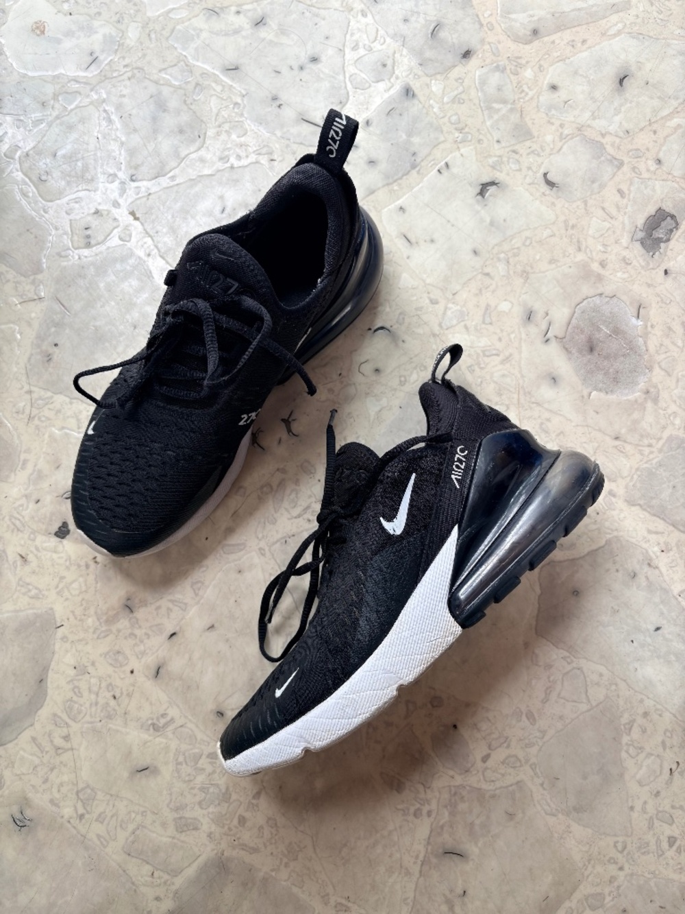 Nike Air Max 270 Black & White | 6.5Y/8W